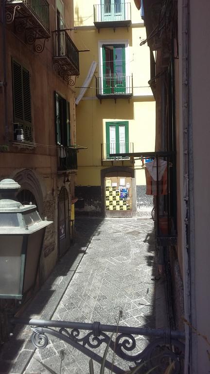 B&B Il Nespolo Salerno Bagian luar foto