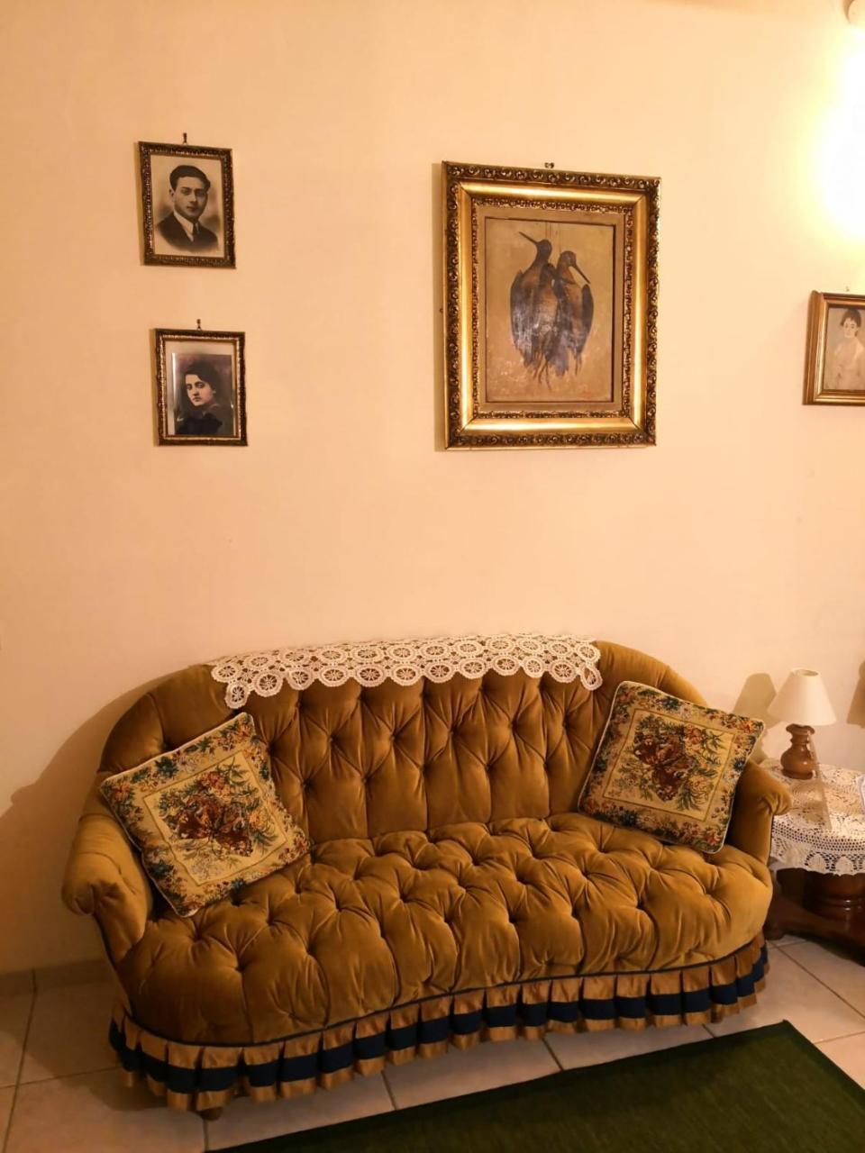 B&B Il Nespolo Salerno Bagian luar foto