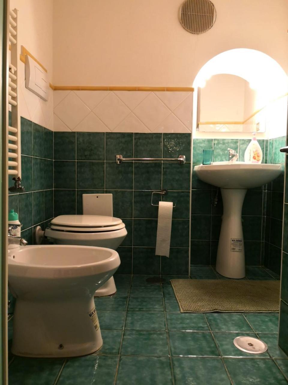 B&B Il Nespolo Salerno Bagian luar foto